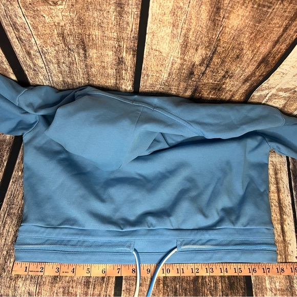 ZYIA cropped hoodie - Picture 7 of 10